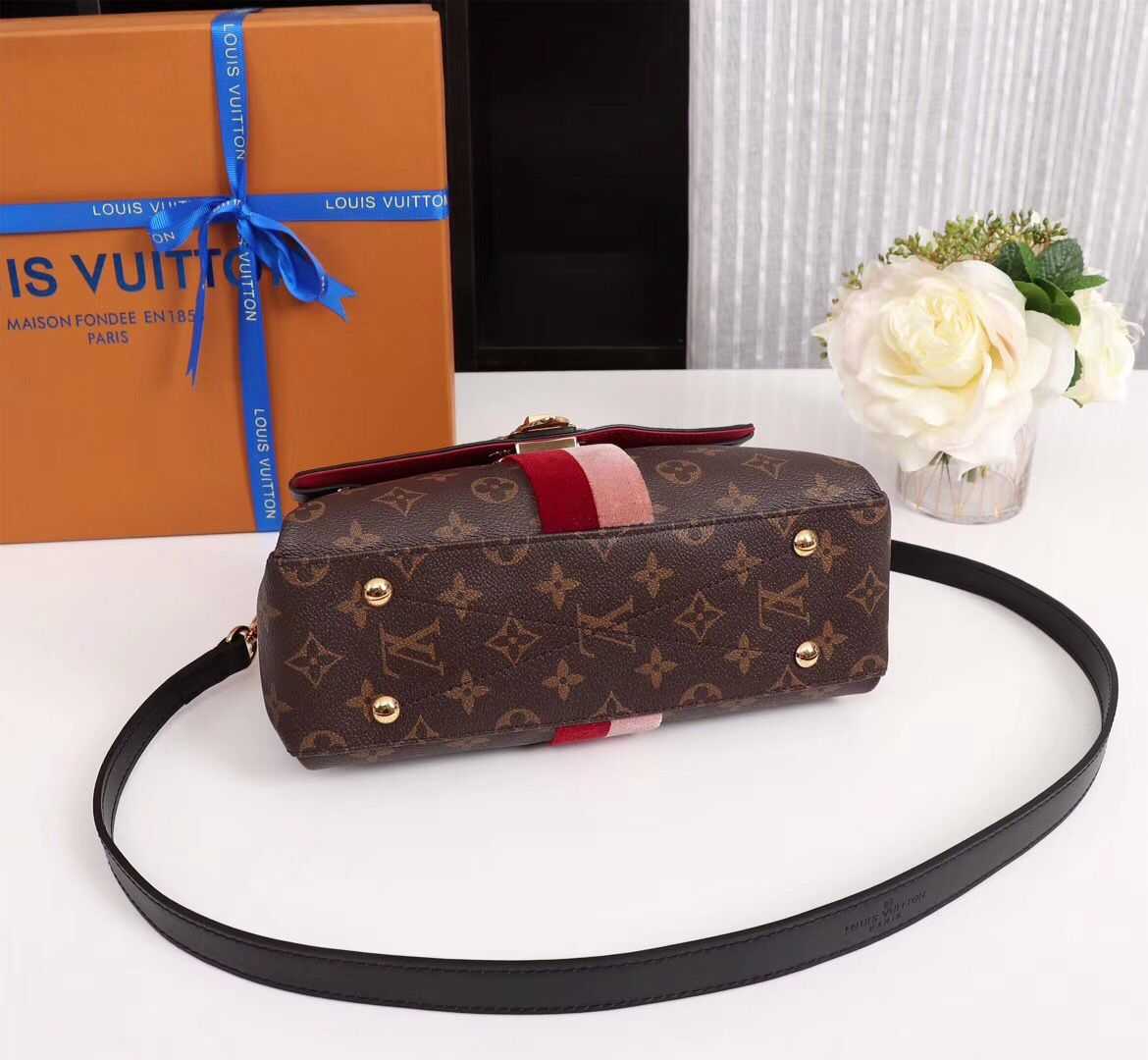 Louis Vuitton Outlet GEORGES BB M43866 pink&red