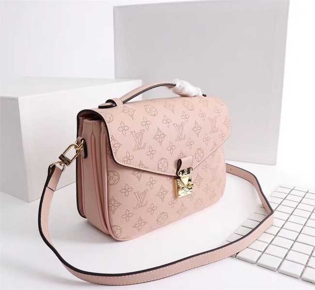 Louis Vuitton Outlet Mahina Leather POCHETTE METIS M40780 pink