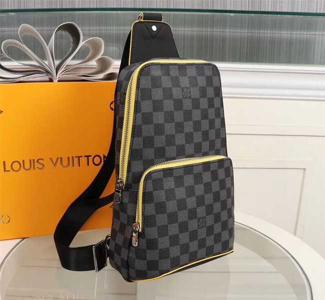 Louis Vuitton Outlet AVENUE SLING BAG N42424