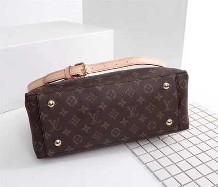 Louis Vuitton Outlet monogram canvas monogram flower M43553 cream