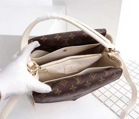 Louis Vuitton Outlet monogram canvas double V bag M54439 white