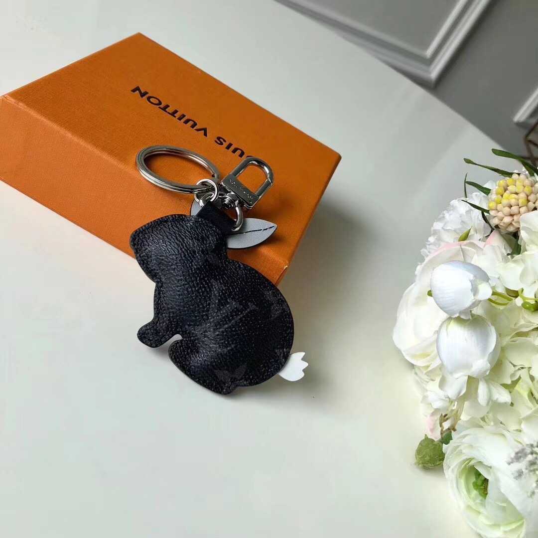 Louis Vuitton Outlet MONOGRAN Pendant MP2298 rabbit