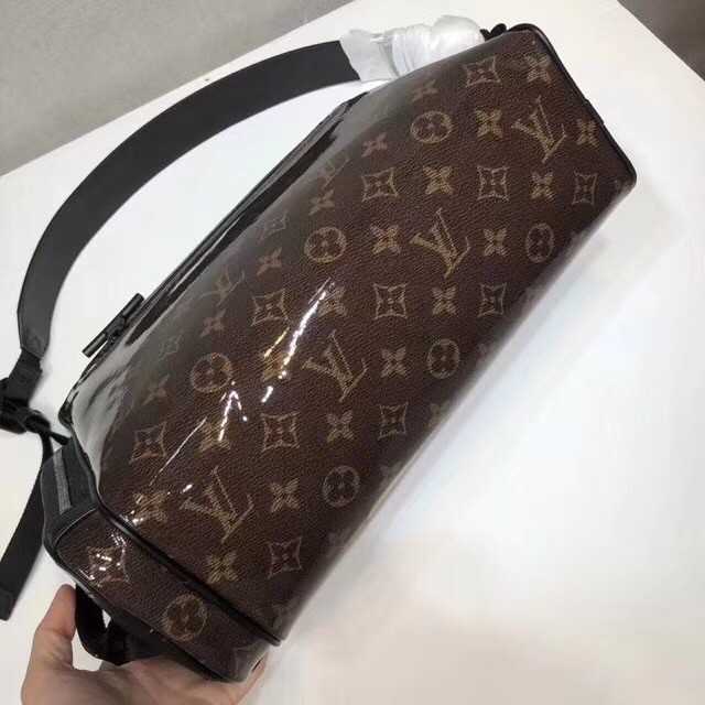 Louis Vuitton Outlet original CAMERA BAG M43884 brown