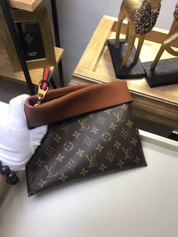 Louis Vuitton Outlet original POCHETTE TUILERIES M64035 brown