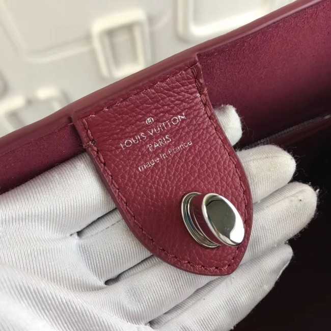 Louis Vuitton Outlet original LOCKME GO M55028 red