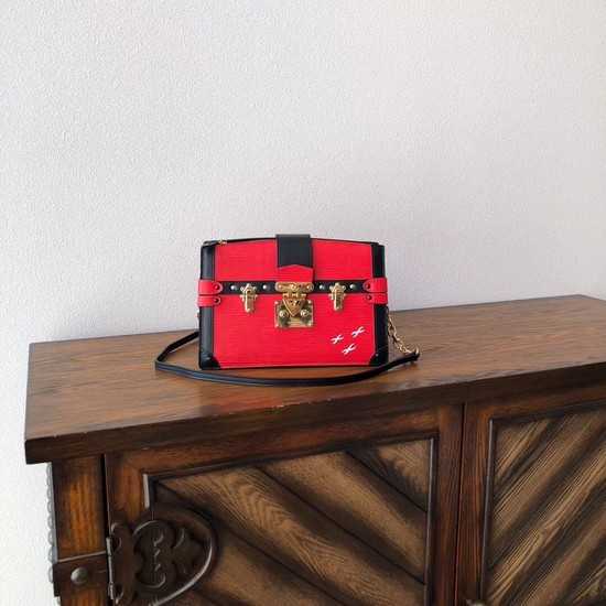 Louis Vuitton Outlet Epi Leather TRUNK CLUTCH M51697 red