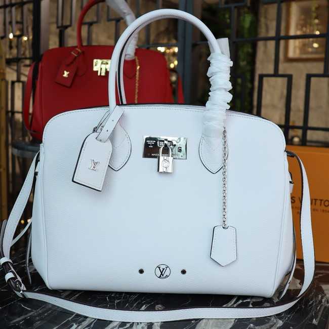 Louis Vuitton Outlet Veau Nuage Leather Milla MM M51685 White