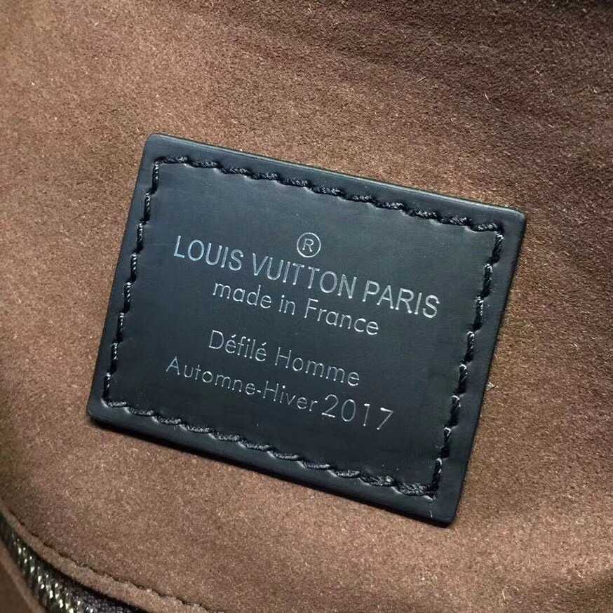 Louis Vuitton Outlet Original Leather CHRISTOPHER PM M41379