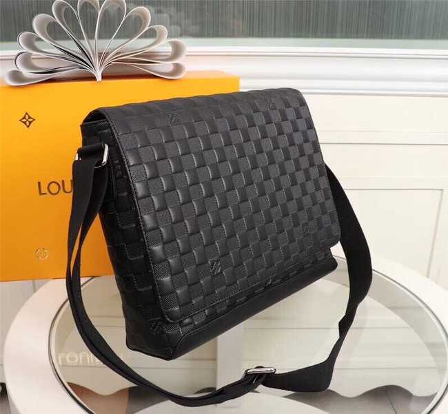 Louis Vuitton Outlet DISTRICT PM N41038 black