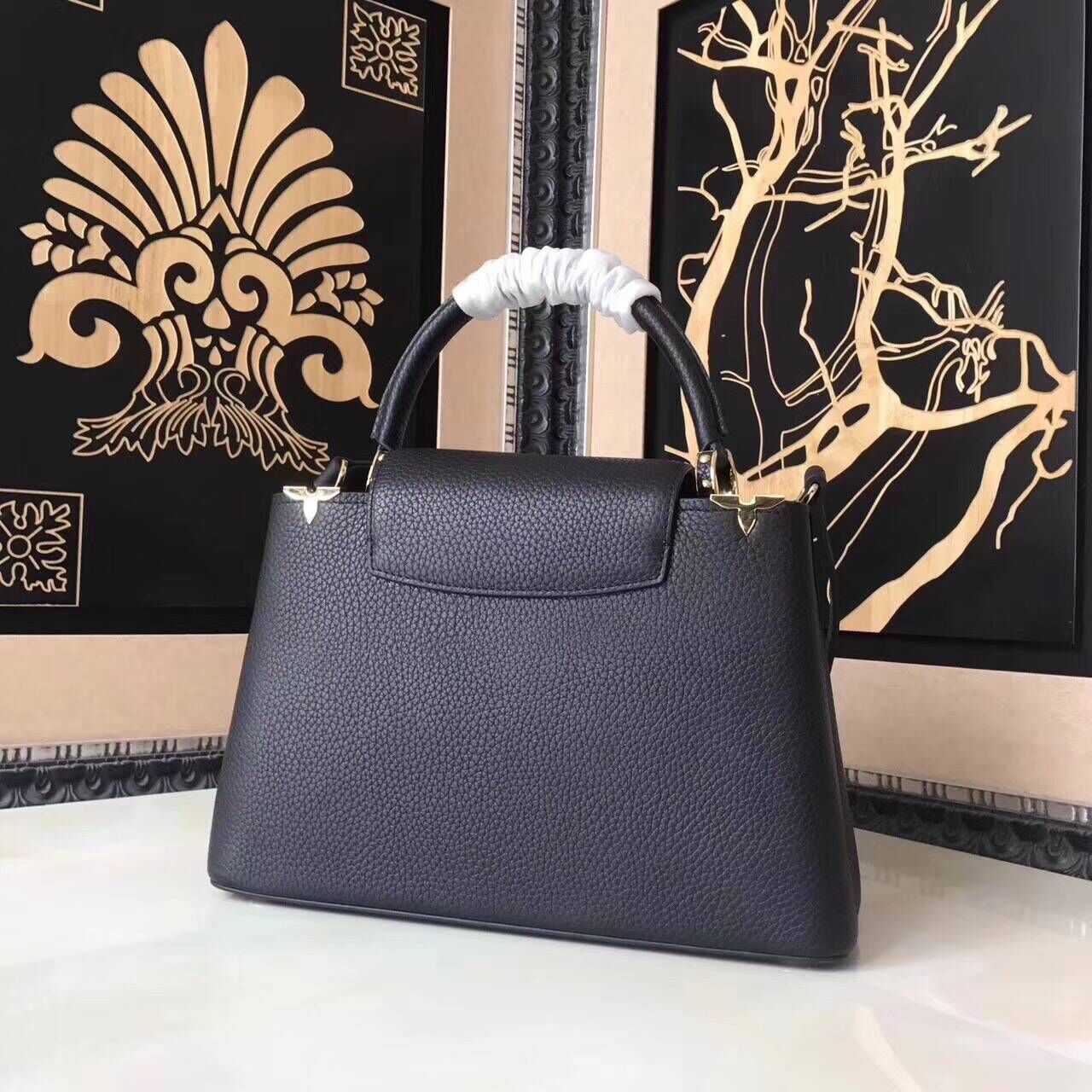 Louis Vuitton Outlet original Elegant Capucines BB Bags M94517 black