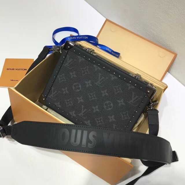 Louis Vuitton Outlet Monogram Canvas PETITE MALLE 44157