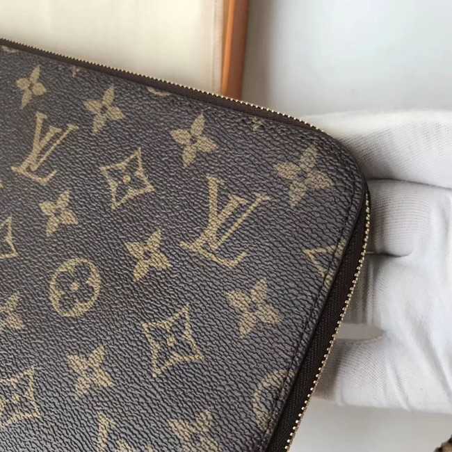 Louis Vuitton Outlet original monogram canvas ETUI VOYAGE PM M44148