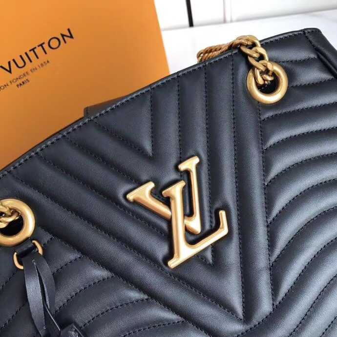 Louis Vuitton Outlet NEW WAVE CHAIN TOTE M51496 black