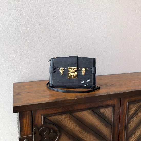 Louis Vuitton Outlet Epi Leather TRUNK CLUTCH M51697 black