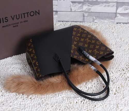 Louis Vuitton Outlet Monogram Canvas KIMONO Bag 40458 Black