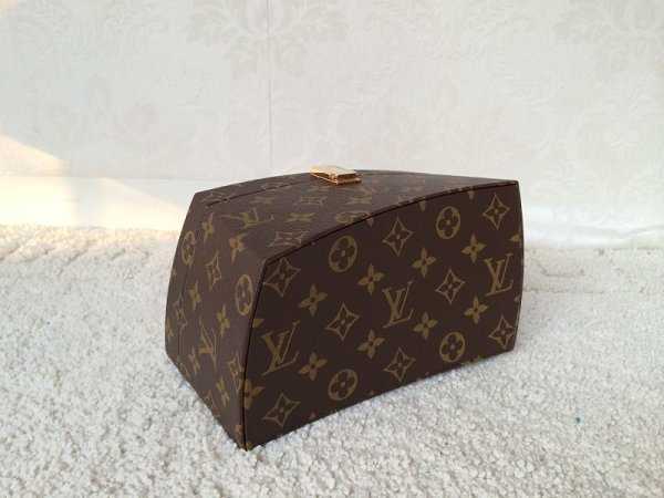 2015 Louis Vuitton Outlet twisted box frank gehry m40275