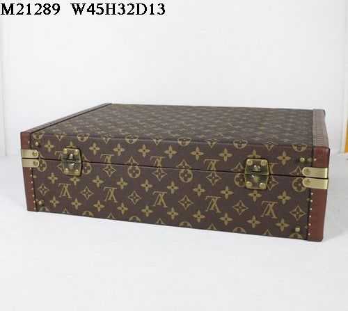 Louis Vuitton Outlet Monogram Canvas Bisten 45 M21423