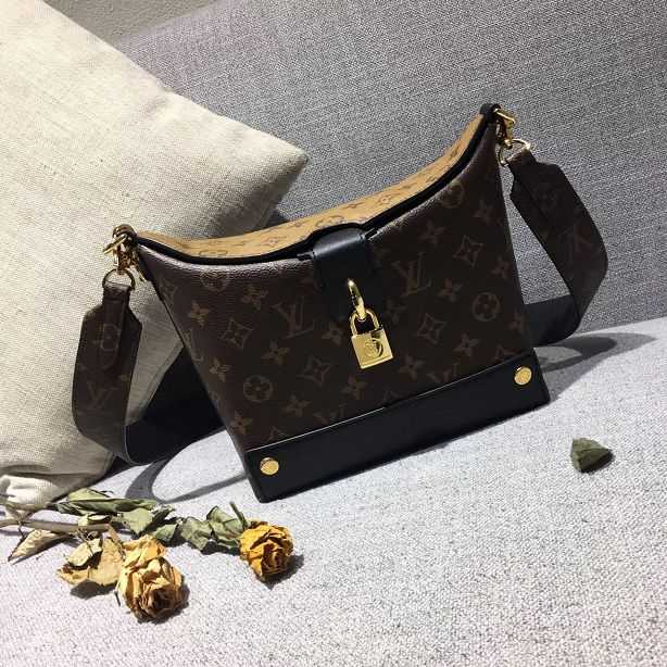 2017 Louis Vuitton Outlet fashion show original monogram bag mm M51179