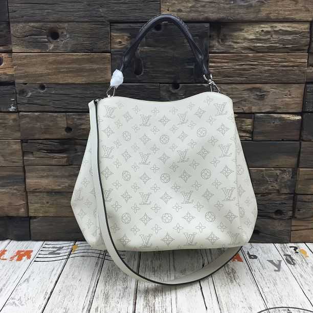 2015 Louis Vuitton Outlet mahina leather babylone pm m50059 white(original leather)