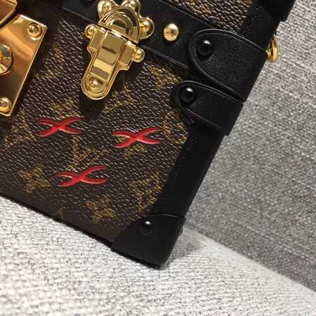 Louis Vuitton Outlet original monogram canvas petite malle M40273