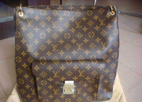 2013 Louis Vuitton Outlet Monogram Canvas Metis Bag M40781