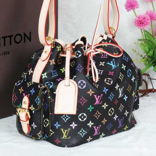 2014 Louis Vuitton Outlet handbag M42230 black