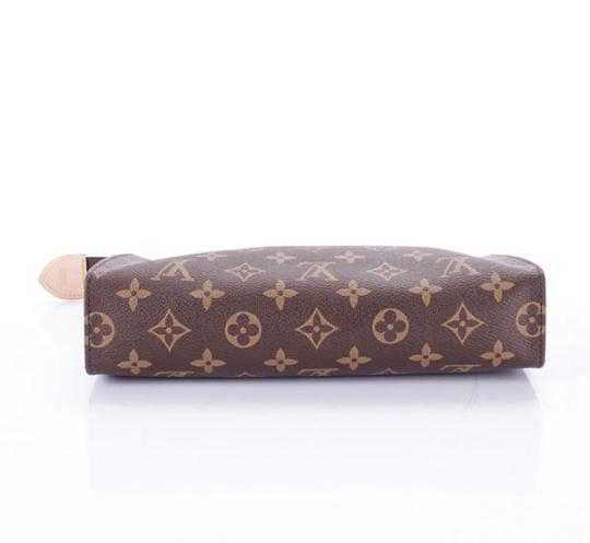 Loui vuitton monogram canvas toiletry pouch 26 m47542