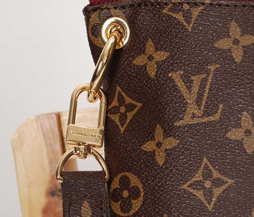 2014 Louis Vuitton Outlet Monogram Canvas M40906 purple red