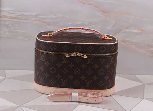 2014 Louis Vuitton Outlet monogram canvas beauty case nice m47280