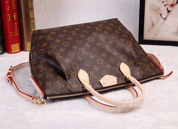 2015 Louis Vuitton Outlet monogram canvas bag turenne mm m48814