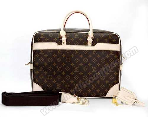 Louis Vuitton Outlet Monogram Canvas Porte Documents Voyage GM M40223 BAGS