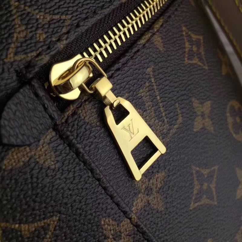 Louis Vuitton Outlet Monogram Coated Canvas Melie M41544