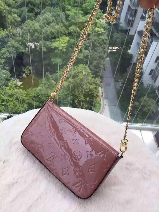 Louis Vuitton Outlet Monogram Vernis Mini Bag 61293 Dark Pink