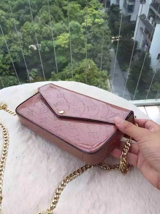 Louis Vuitton Outlet Monogram Vernis Mini Bag 61293 Dark Pink