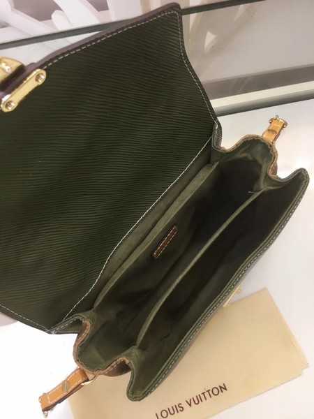 Louis Vuitton Outlet METLS M40780 green