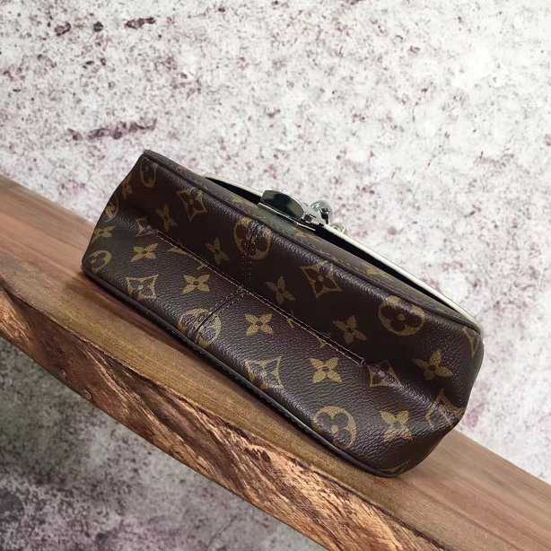 2017 Louis Vuitton Outlet original chain it bag bb monogram M44114