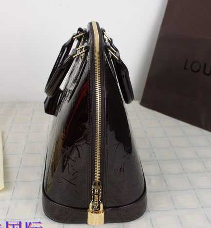 Louis Vuitton Outlet Monogram vernis Alma mm AMARANTE M93595