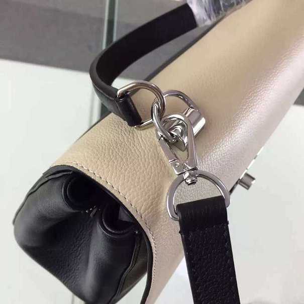 2015 Louis Vuitton Outlet soft calf leather lockme II M50252 black&apricot(original leather)