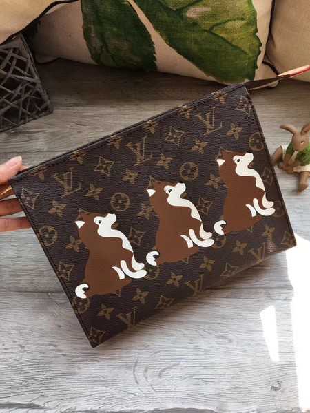 Louis Vuitton Outlet Monogram Toiletry Pouch 26 m47542