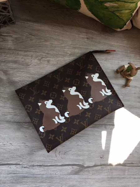 Louis Vuitton Outlet Monogram Toiletry Pouch 26 m47542