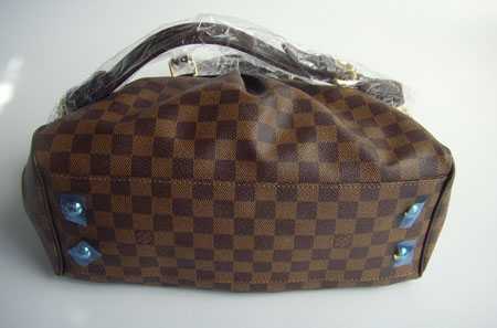 Louis Vuitton Outlet Damier Canvas Trevi PM N51997