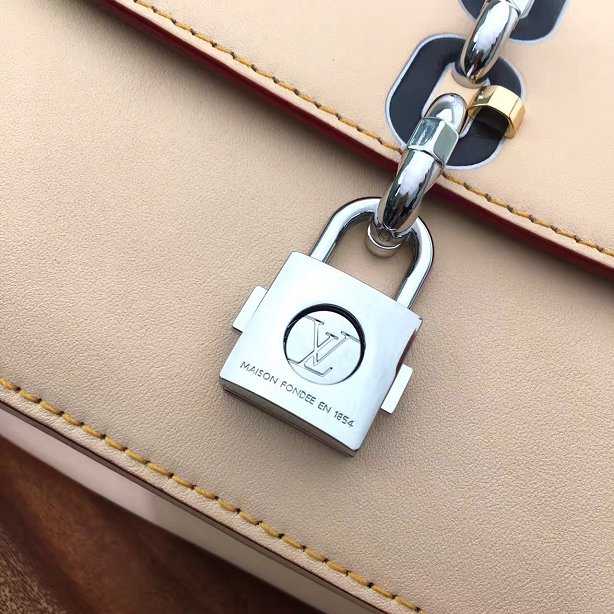 2017 Louis Vuitton Outlet original leather chain it bag bb M54520 apricot