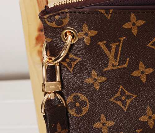 2014 Louis Vuitton Outlet Monogram Canvas M40906 purple