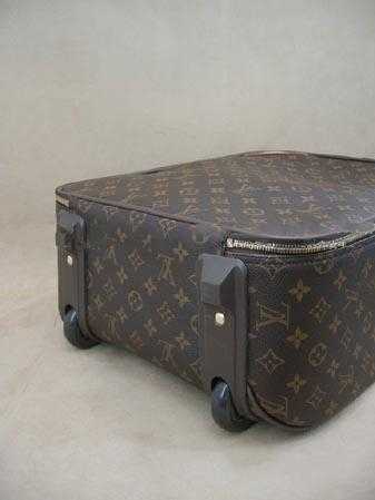 Louis Vuitton Outlet Mongram Canvas Pegase luggage 016