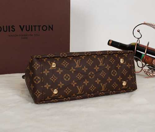 2014 Louis Vuitton Outlet Monogram Canvas M40906 lavender purple