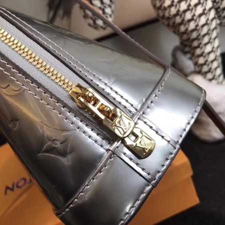 Louis Vuitton Outlet original Monogam vernis Alma BB M91606 silver