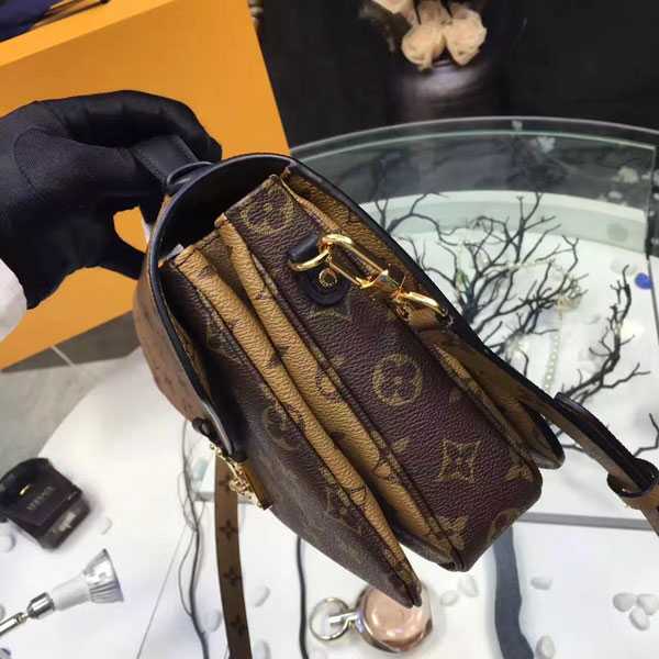 2017 Louis Vuitton Outlet original pochette metis monogram reverse canvas M41465