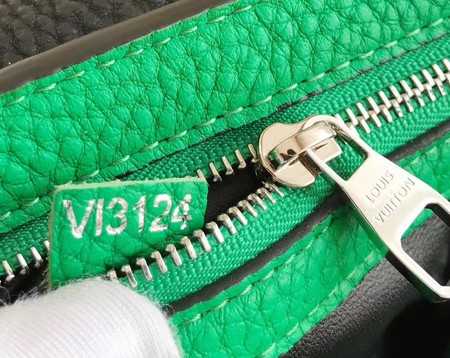 Louis Vuitton Outlet original taurillon leather Capucines BB M94517 green