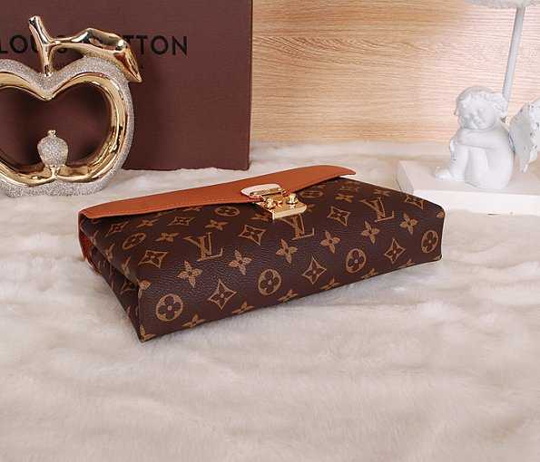 2014 Louis Vuitton Outlet pallas chain shoulder bag m41200 brown