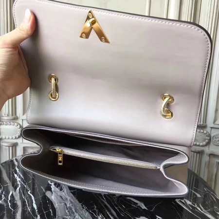 Louis Vuitton Outlet VERY ONE HANDLE 42905 apricot